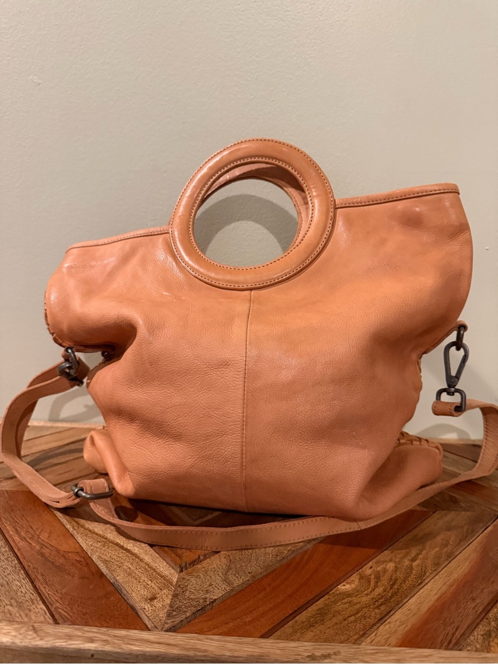 Bed Stu Adele Circle-Handle Shoulder Bag in Tan - Picture 3 of 5